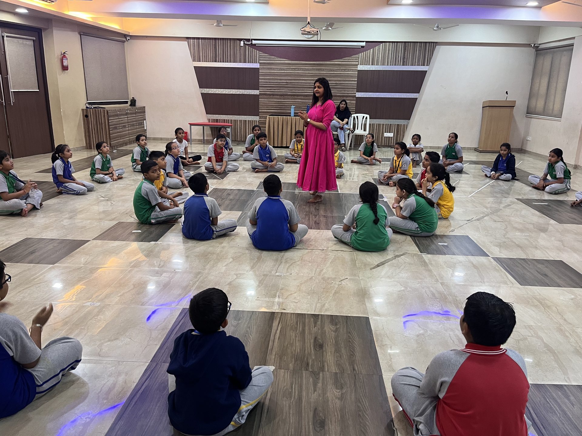 School Lectures - Amulakh Amichand  School (Matunga)